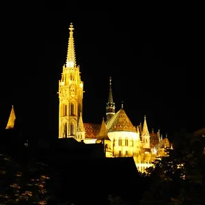 Appartamento Elegant With Buda Castle View, Budapest